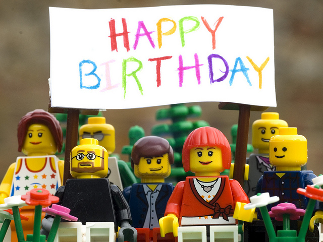 lego-happy-birthday.jpg