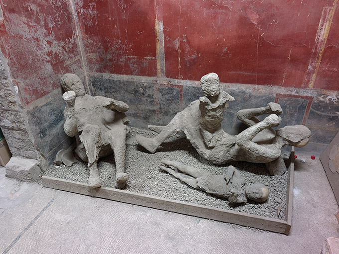 pompeii_victims.jpg