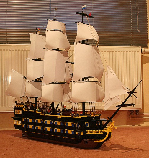 huge-lego-pirate-ship1.jpg